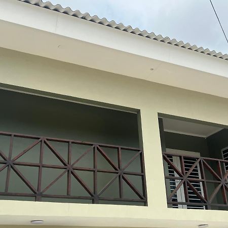Cataleya Apartments Near Airport Willemstad Exterior photo